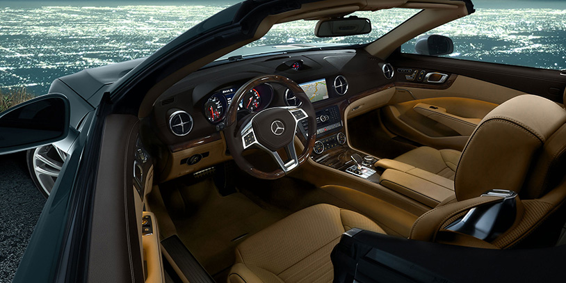 2016 Mercedes-Benz SL Interior