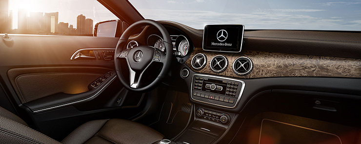 2016 Mercedes-Benz GLA Interior Dashboard