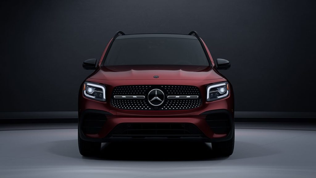 2021-GLB-SUV-Frontview