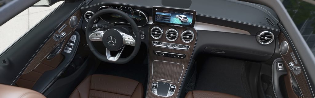2021-GLC-SUV-Interior-Dash
